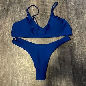 Blue bikini set